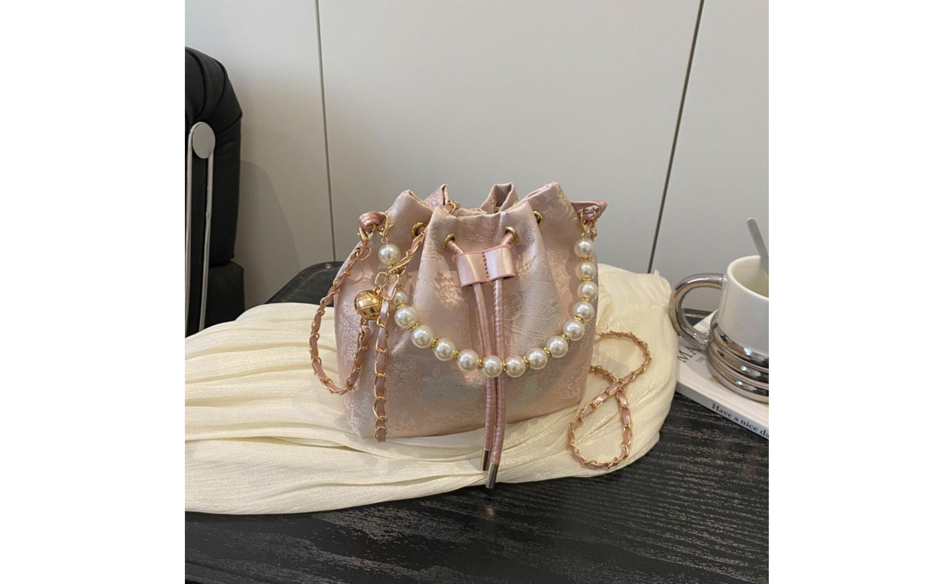 Chinese Design Crossbody Bag Elegant Embellishments Drawstring Pouch Bag