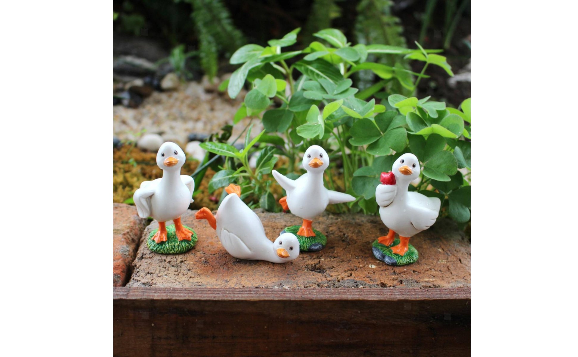4 Pieces Resin Duck Ornaments Cute Poses Resin Duck Figurines Versatile Decor