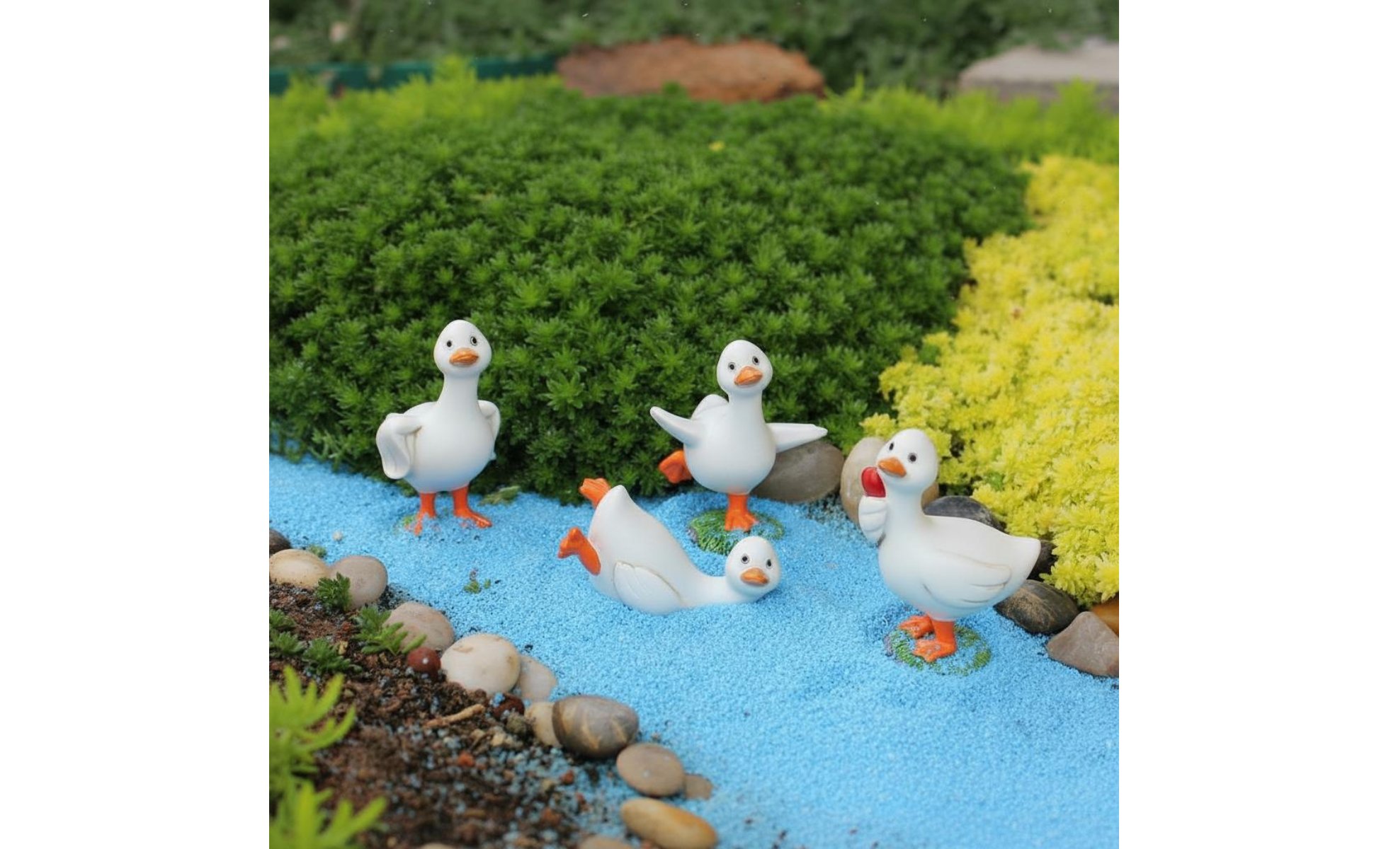 4 Pieces Resin Duck Ornaments Cute Poses Resin Duck Figurines Versatile Decor