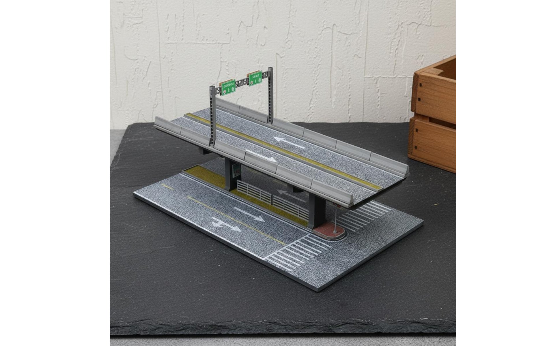 Scène Miniature Pont Surélevé 1:64 À Assembler Soi Kit de Montage Scène De