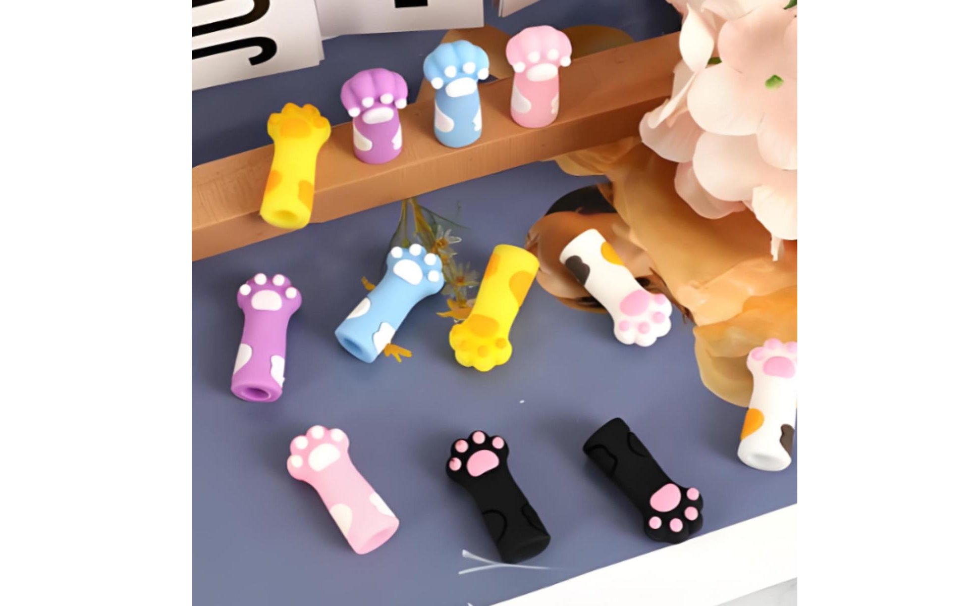 6 Pieces Crochet Hook Cover Prevents Stitches Dropping for Knitters, Crocheters