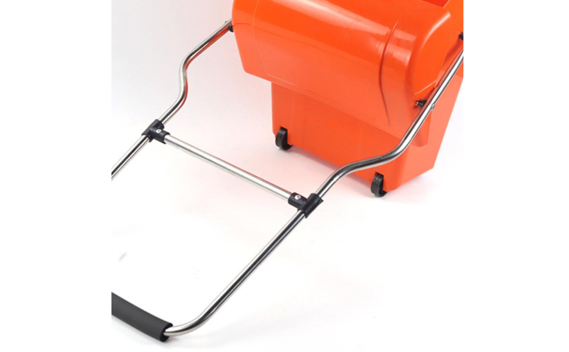 Wheeled Dustpan with Lid Sturdy Construction Long Handle Windproof Dustpan