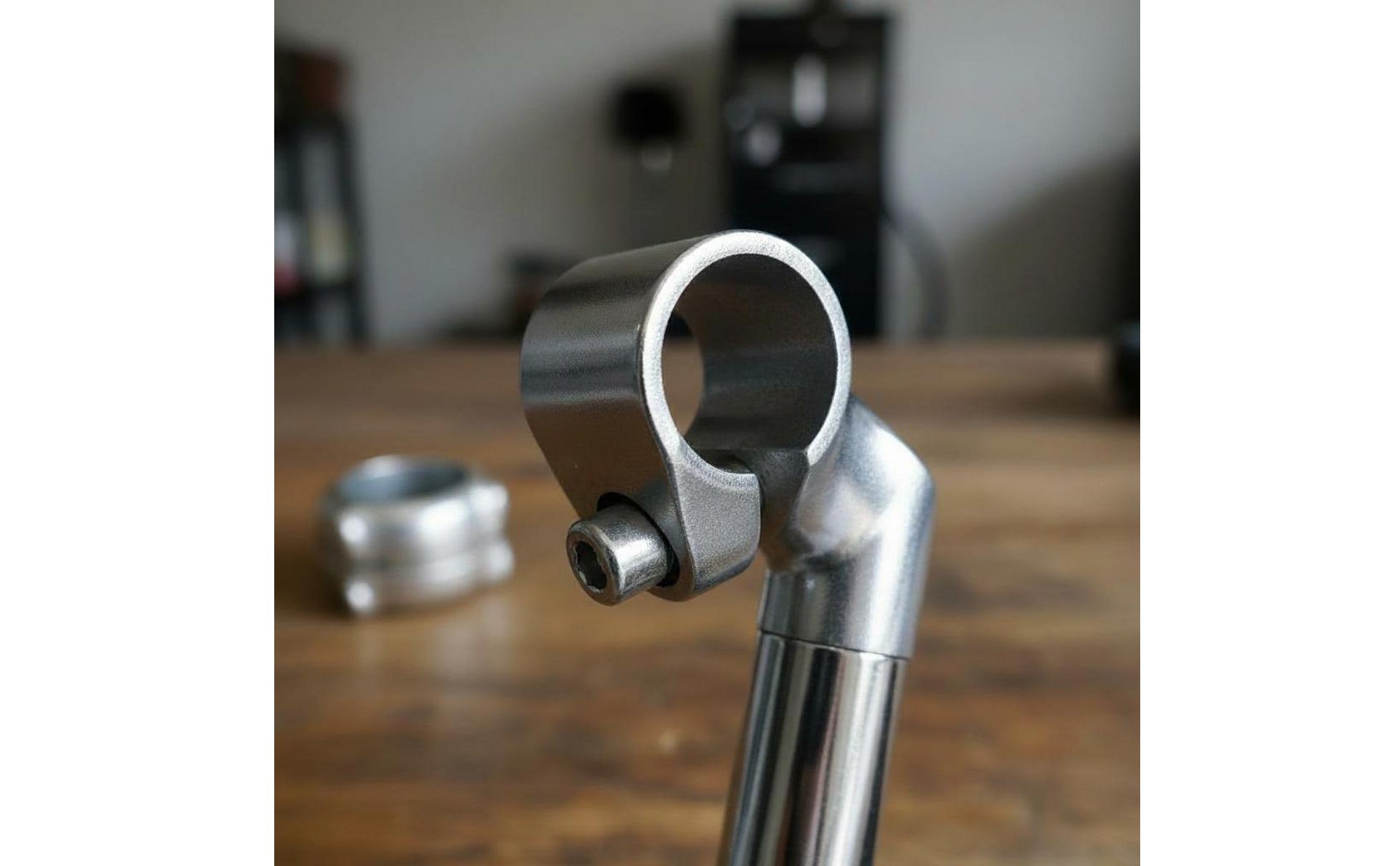 Gänsehals-Vorbau verstellbar verstellbarer Schaftvorbau klassisches Design