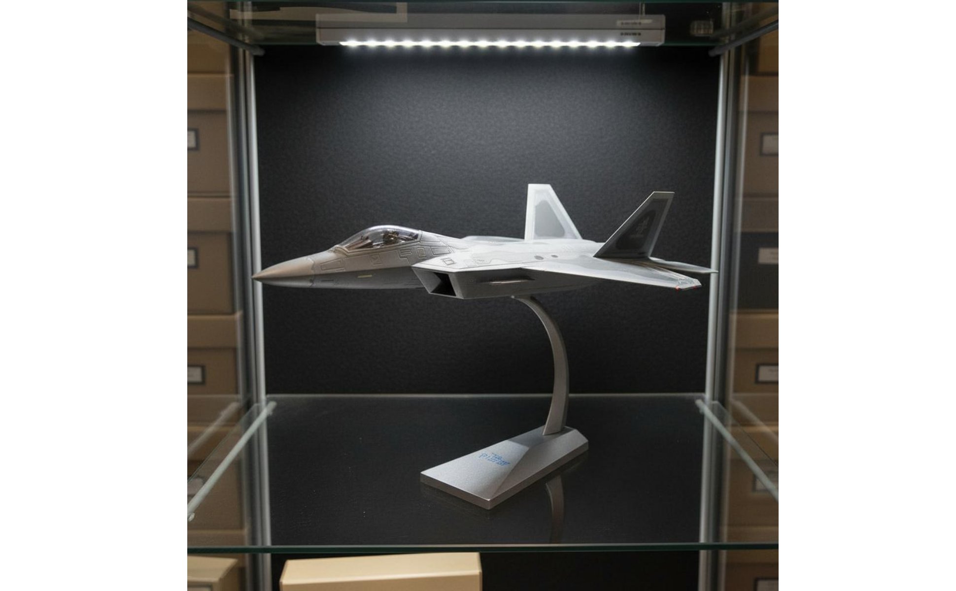 1:72 Scale F-22 Model High Simulation Alloy F-22 Fighter Jet for Desk, Office
