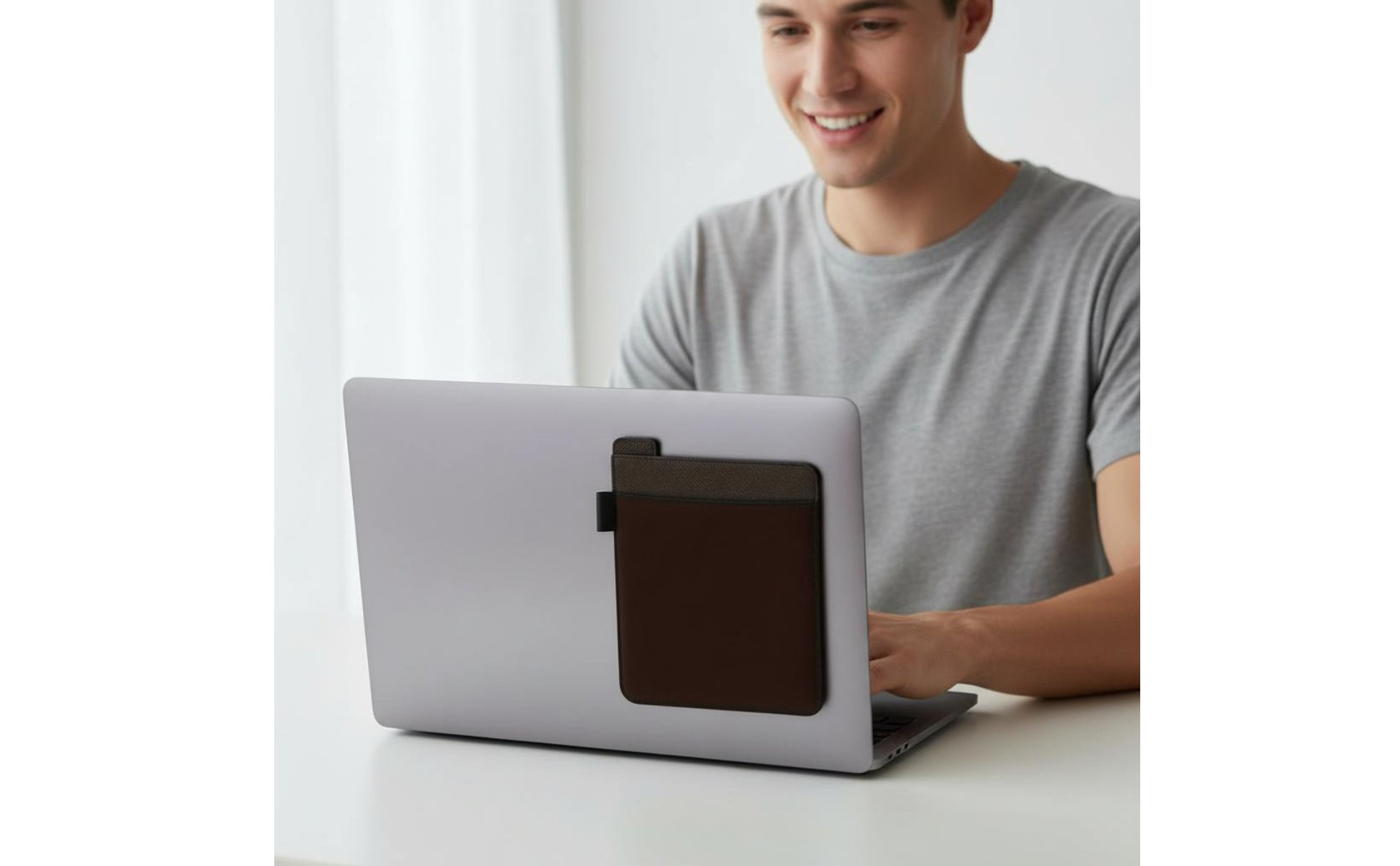 Aufklebbare Maustasche selbstklebend selbstklebende Laptoptasche platzsparend