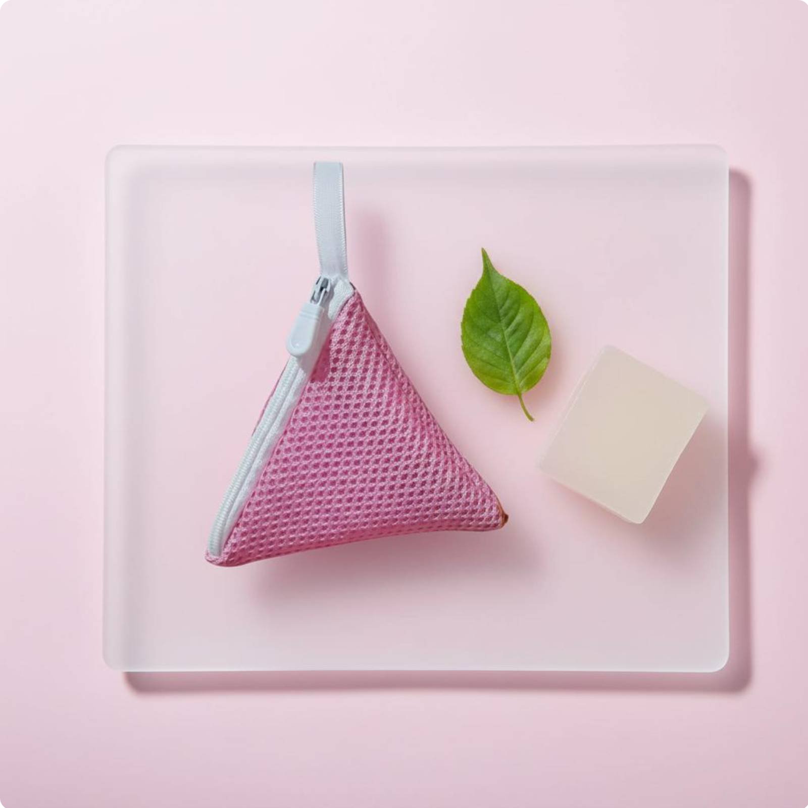 Mesh Laundry Bag Zipper Closure Delicates Wash Bag Travel Friendly for Dorm