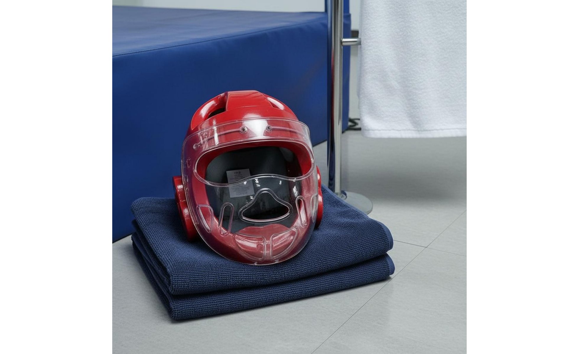 Taekwondo Sparring Helmet Cheek and Chin Protection for Competition, Beginners