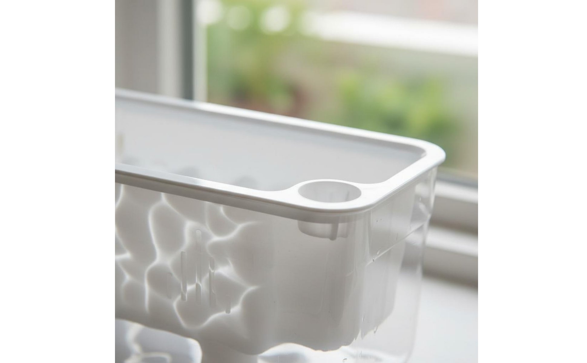 Self-Watering Planter Sturdy PET Material Transparent Plant Pot for Balcony