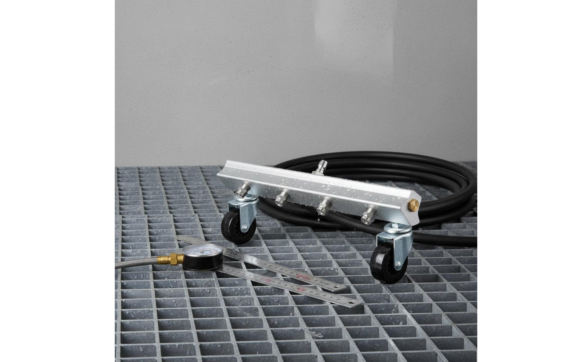 Undercarriage Cleaner Fan-Shaped Spray Car Underbody Washer Roller Wheels