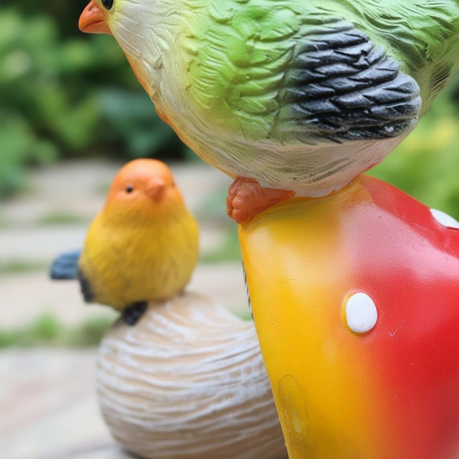 Colorful Bird and Toadstool Decor Vibrant Colors Birds on Toadstool Figurine - Produktbild 6