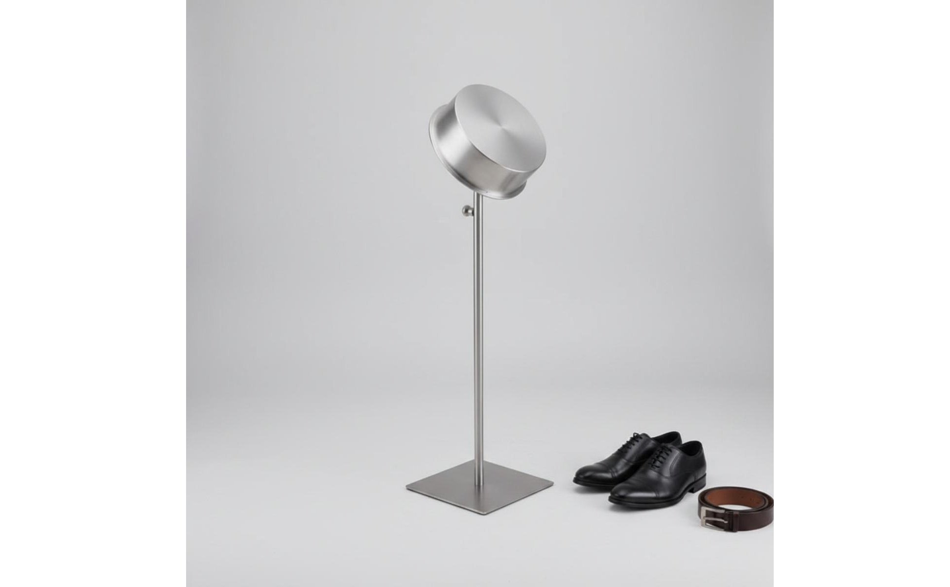Krawattenständer minimalistisches Design Edelstahl Krawattenhalter für Boutique