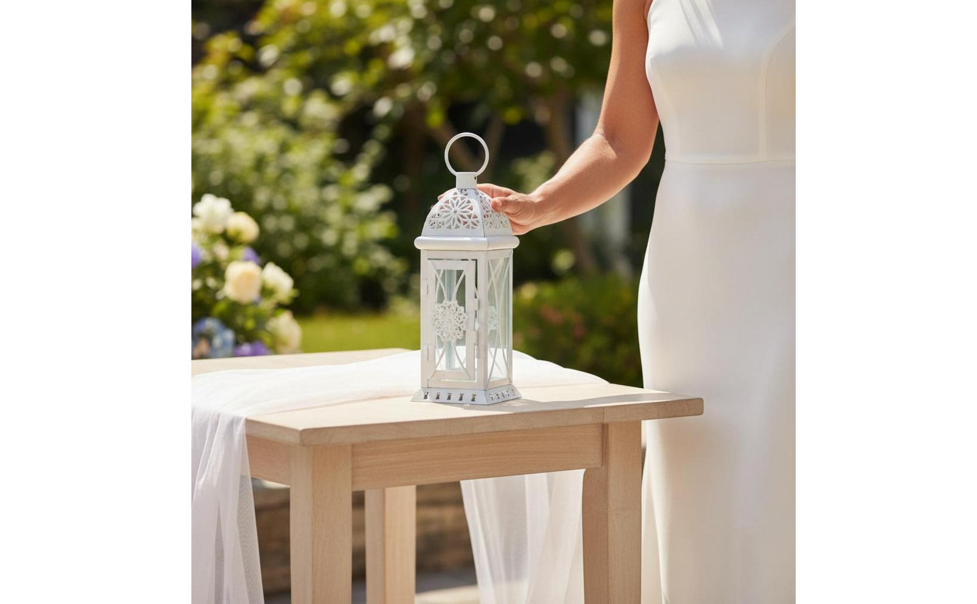 3 Pieces Hollow Top Candle Lantern Iron and Glass Construction for Party, Patio