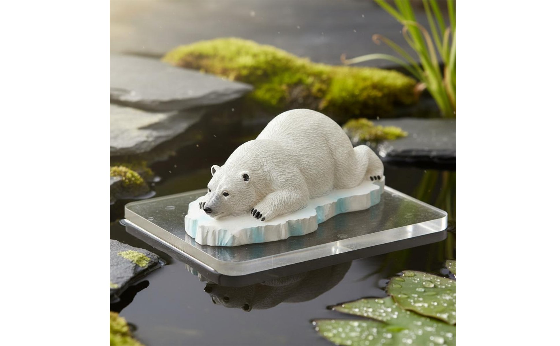 On Ice Buoyant Waterproof Floating Statue Hand-Painted