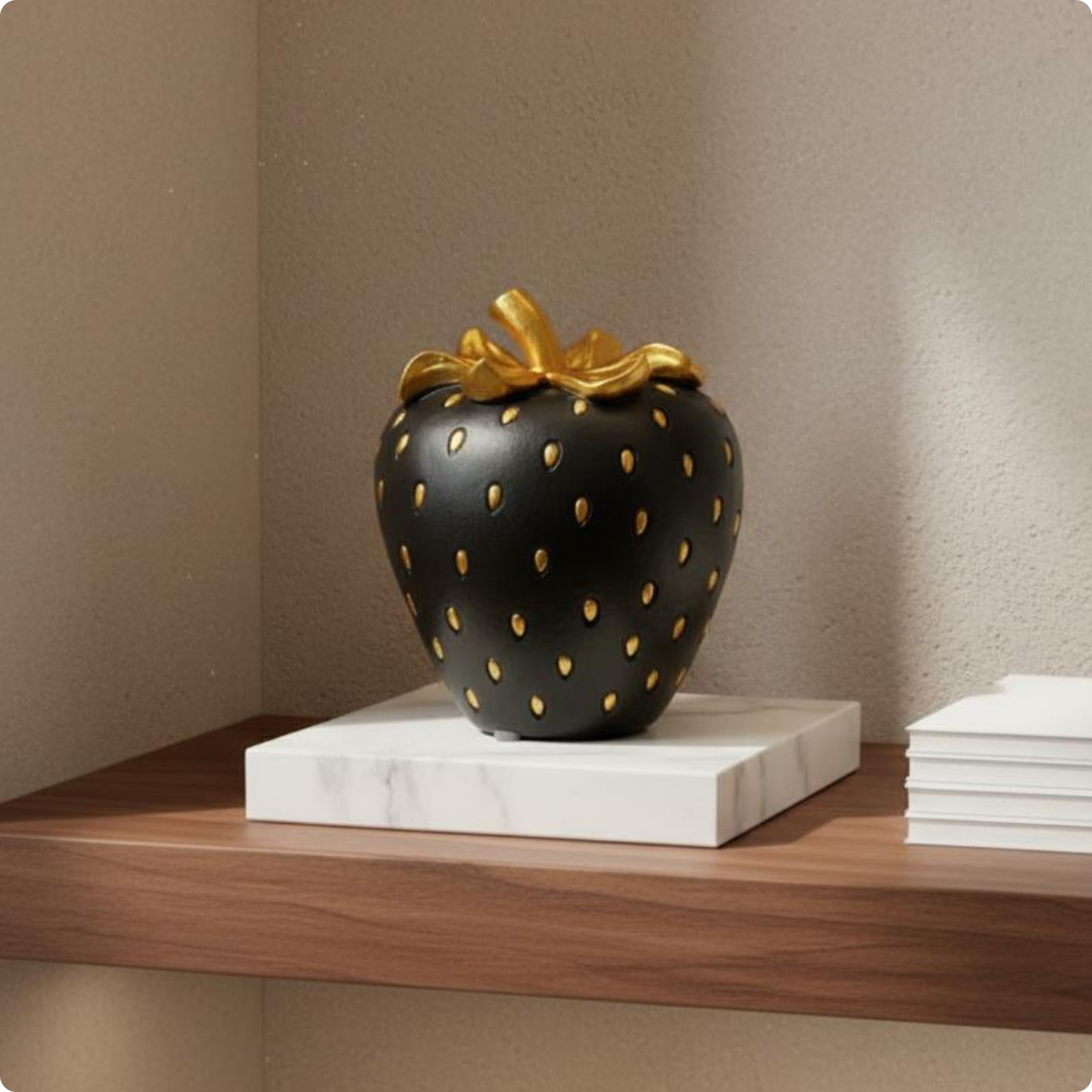 Resin Strawberry Statue Lifelike Resin Strawberry Decoration Hollow Speckle