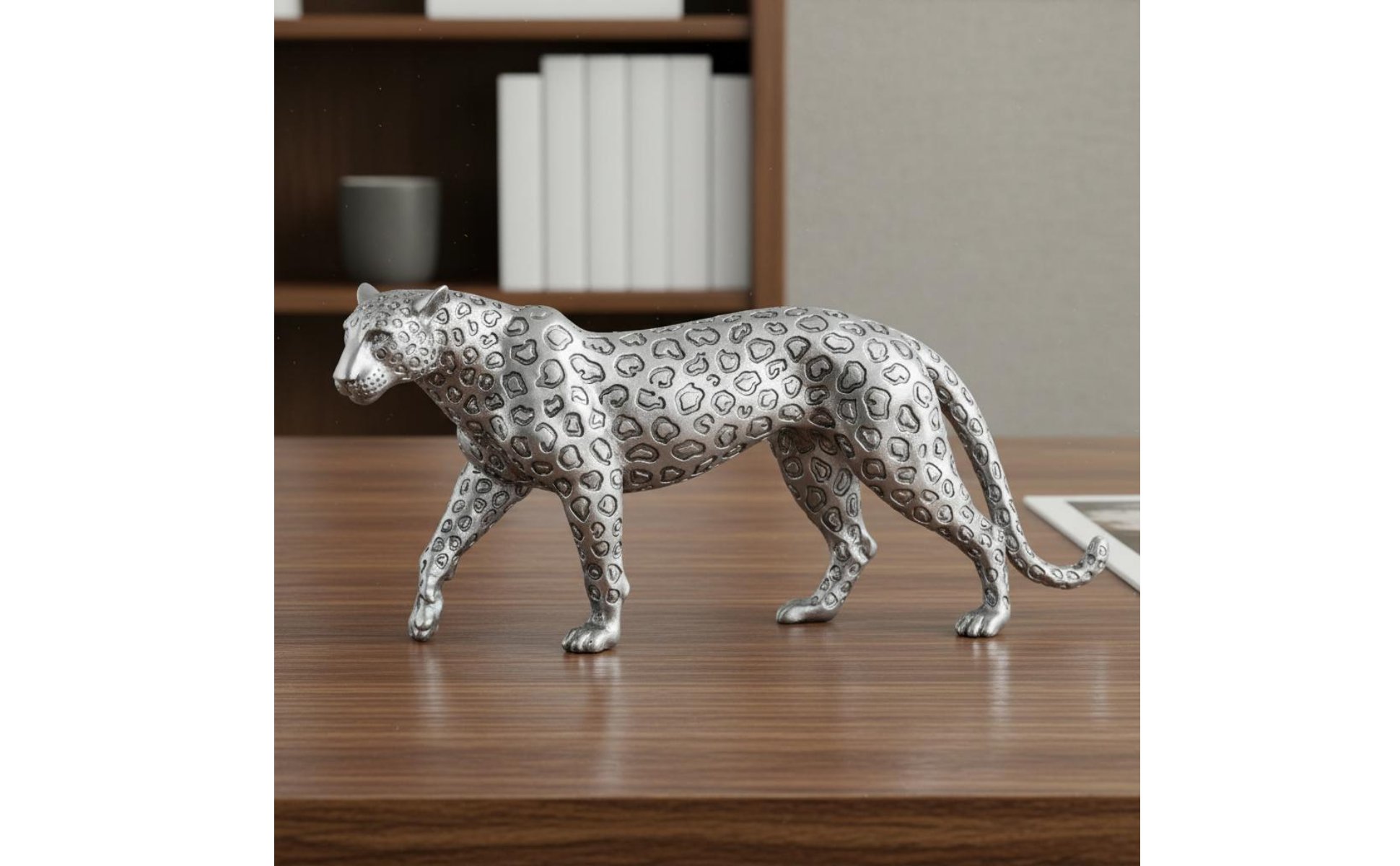 Resin Leopard Sculpture Electroplated Silver Leopard Figurine Luxury Look