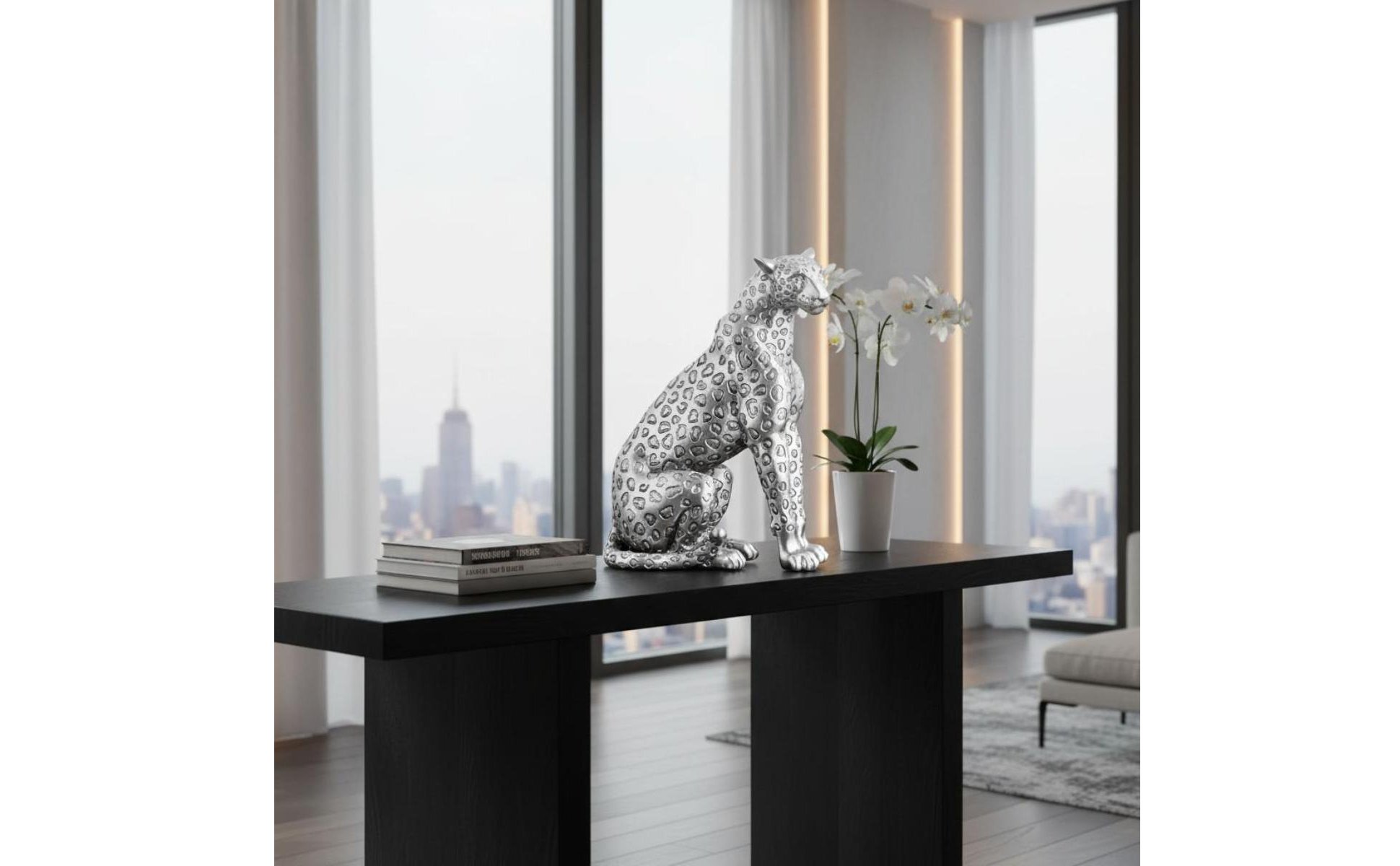 Resin Leopard Sculpture Electroplated Silver Leopard Figurine Luxury Look
