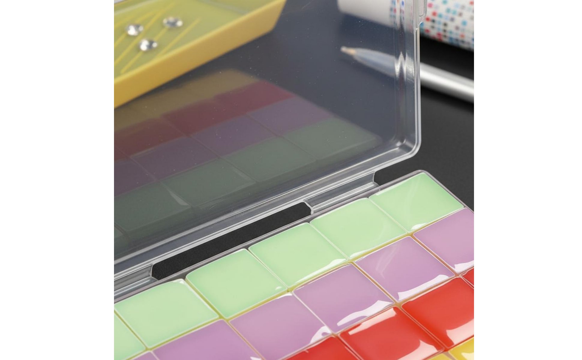168 Pieces Gemstone Art Tacky Substance Easy to Carry Gemstone Painting Tacky