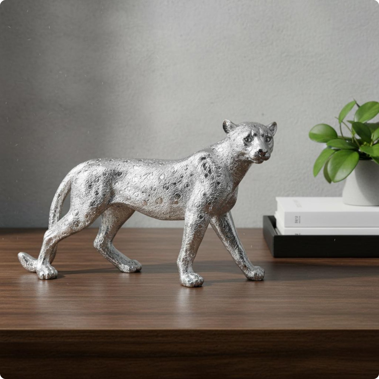 Leopardenstatue Leichte Tischdekoration Panther-Statue mit Metallglanz