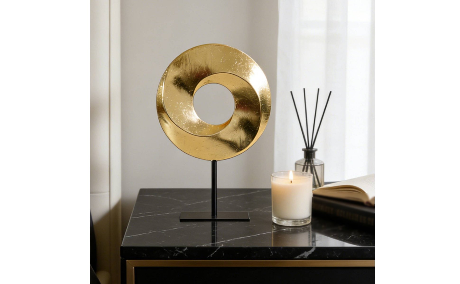 Sculpture Moderne Aspect Luxe Statue Décorative sur Socle Fini Brillant