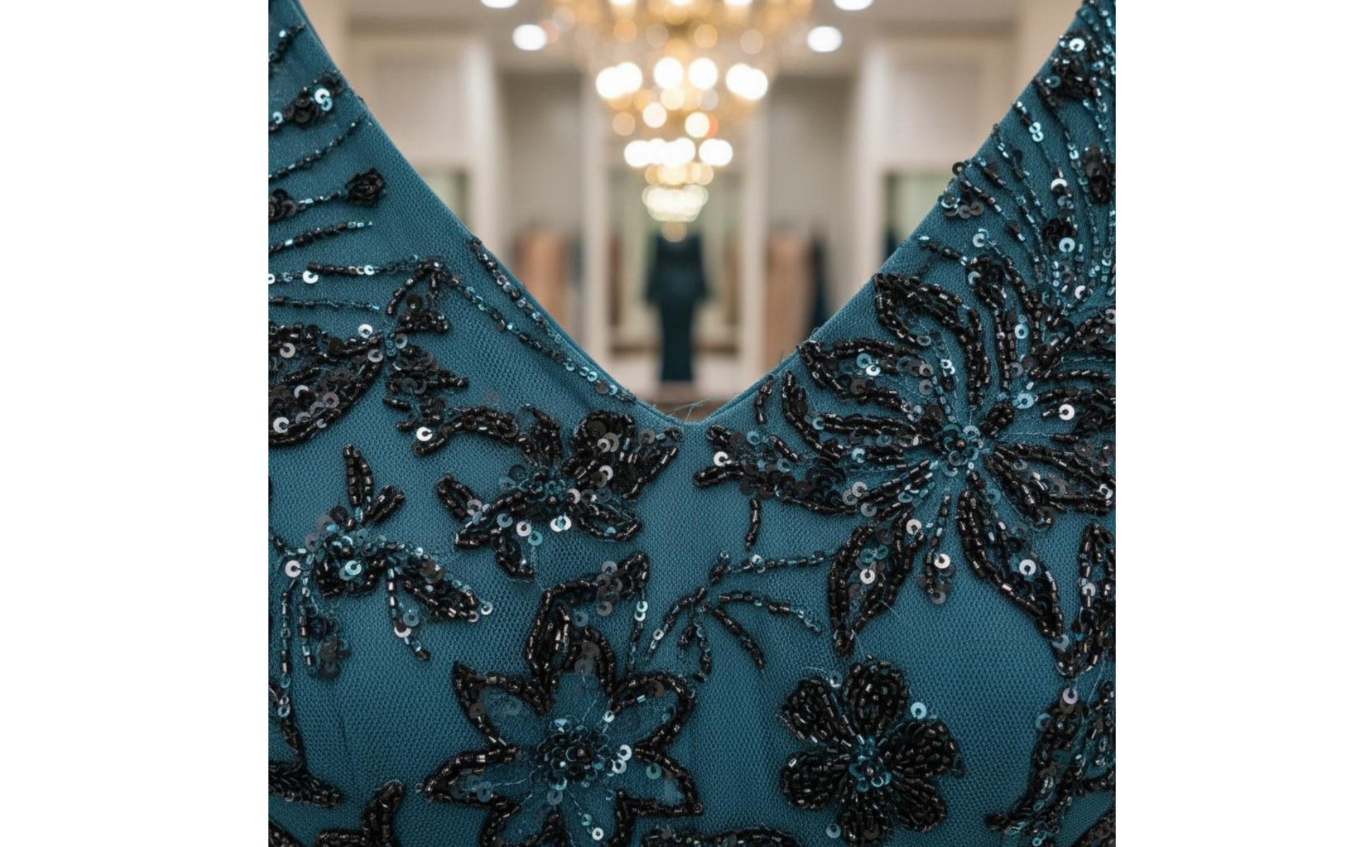 Sequin Mermaid Gown Bodycon Long Sleeve Sequin Dress V-Neck for Banquet