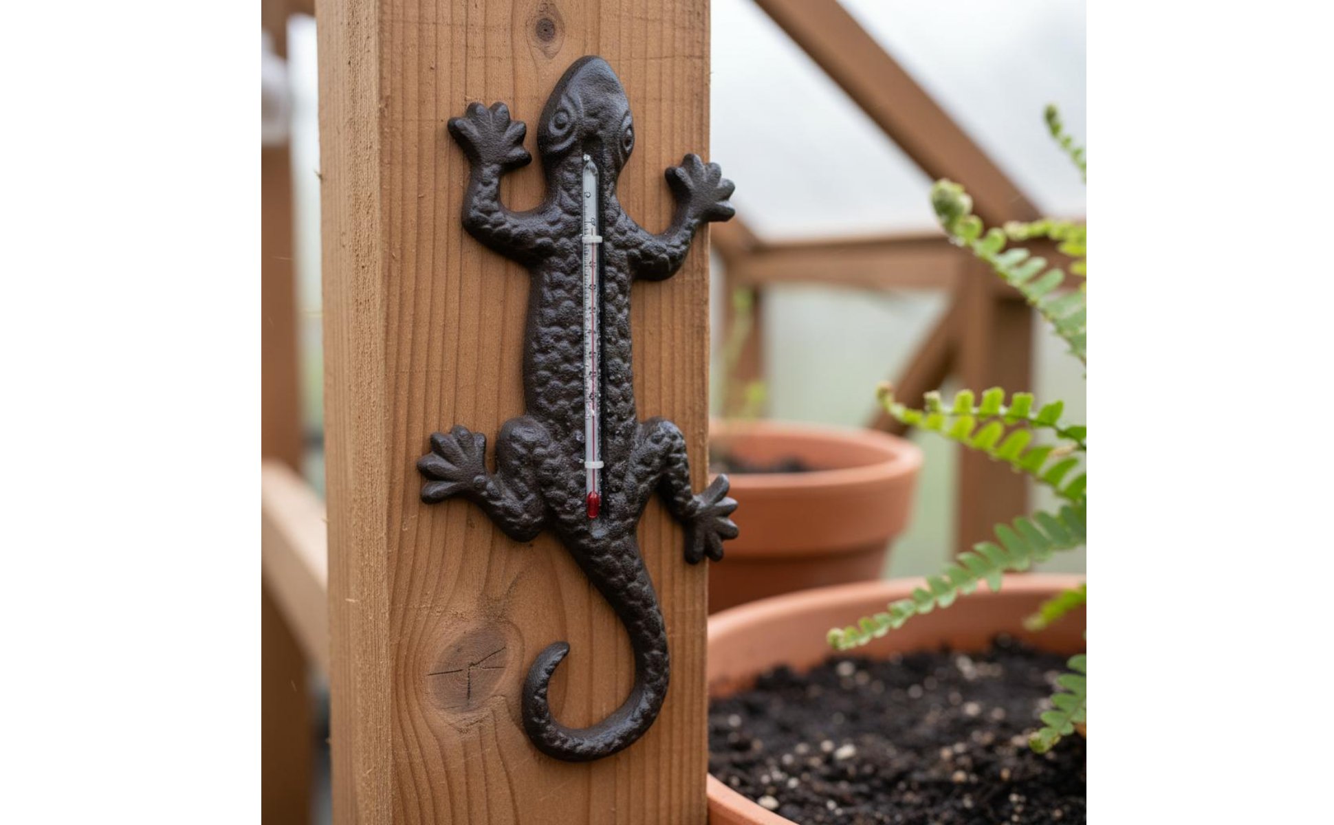 Cast Iron Gecko Thermometer Vintage Design Rustic Gecko Wall Decor Decorative
