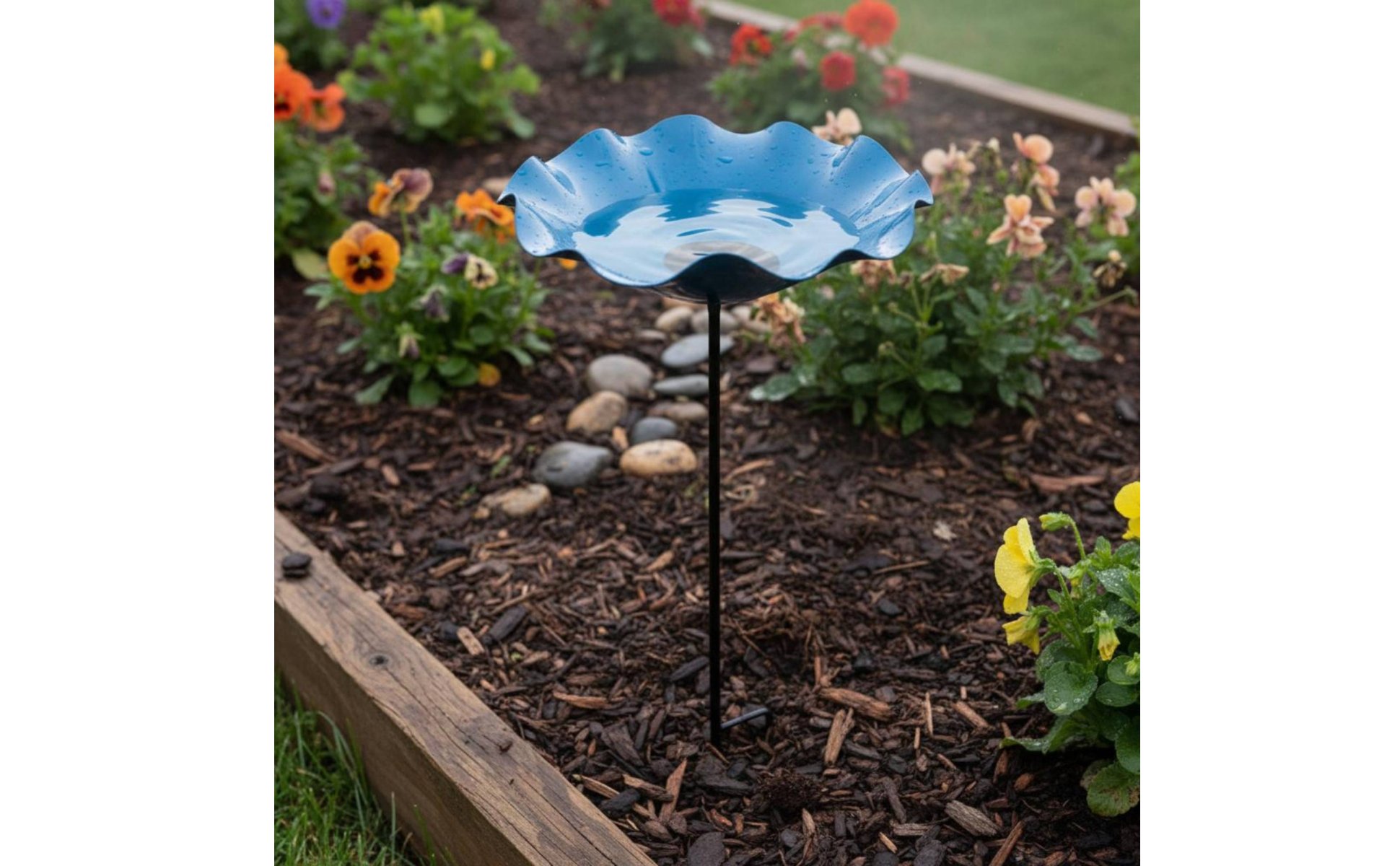 Bird Waterer Handmade Metal Flower Bird Bath Easy to Place for Backyard, Outdoor