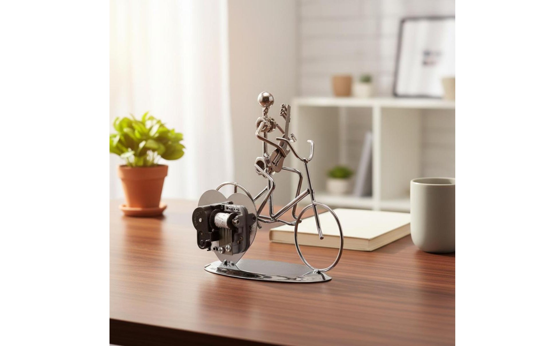 Cycle Sculpture Giftable Metal Cycle Figurine Decorative for Gift Giving