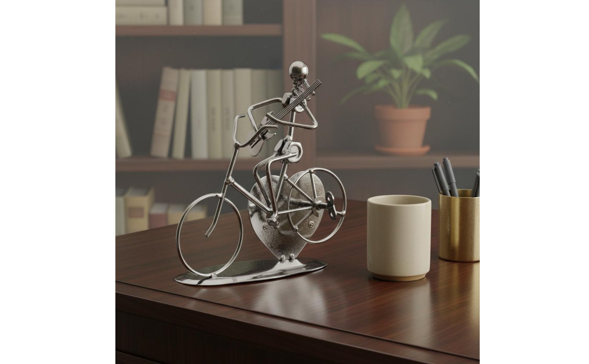 Cycle Sculpture Giftable Metal Cycle Figurine Decorative for Gift Giving