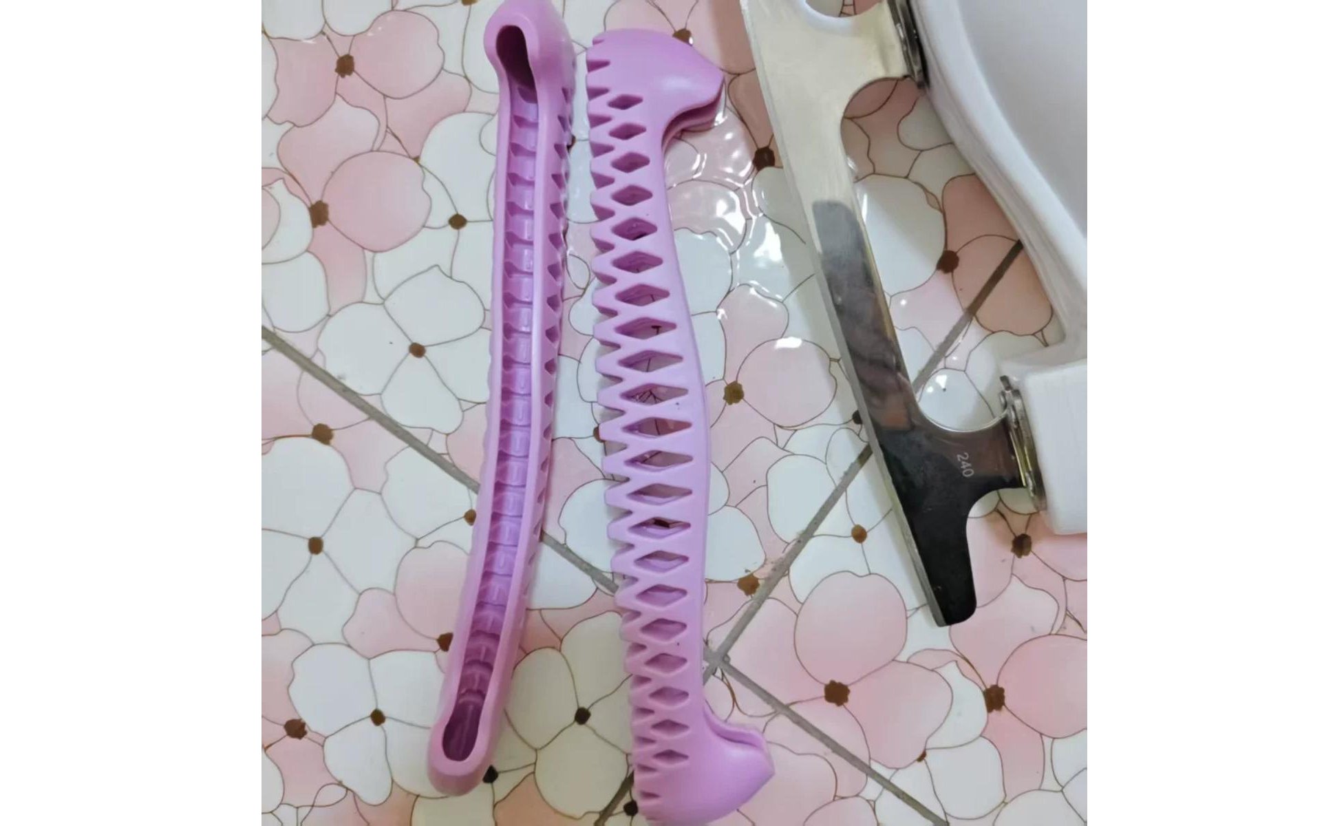Figure Skate Blade Cover Stretchable Figure Skating Blade Cover Soft Material