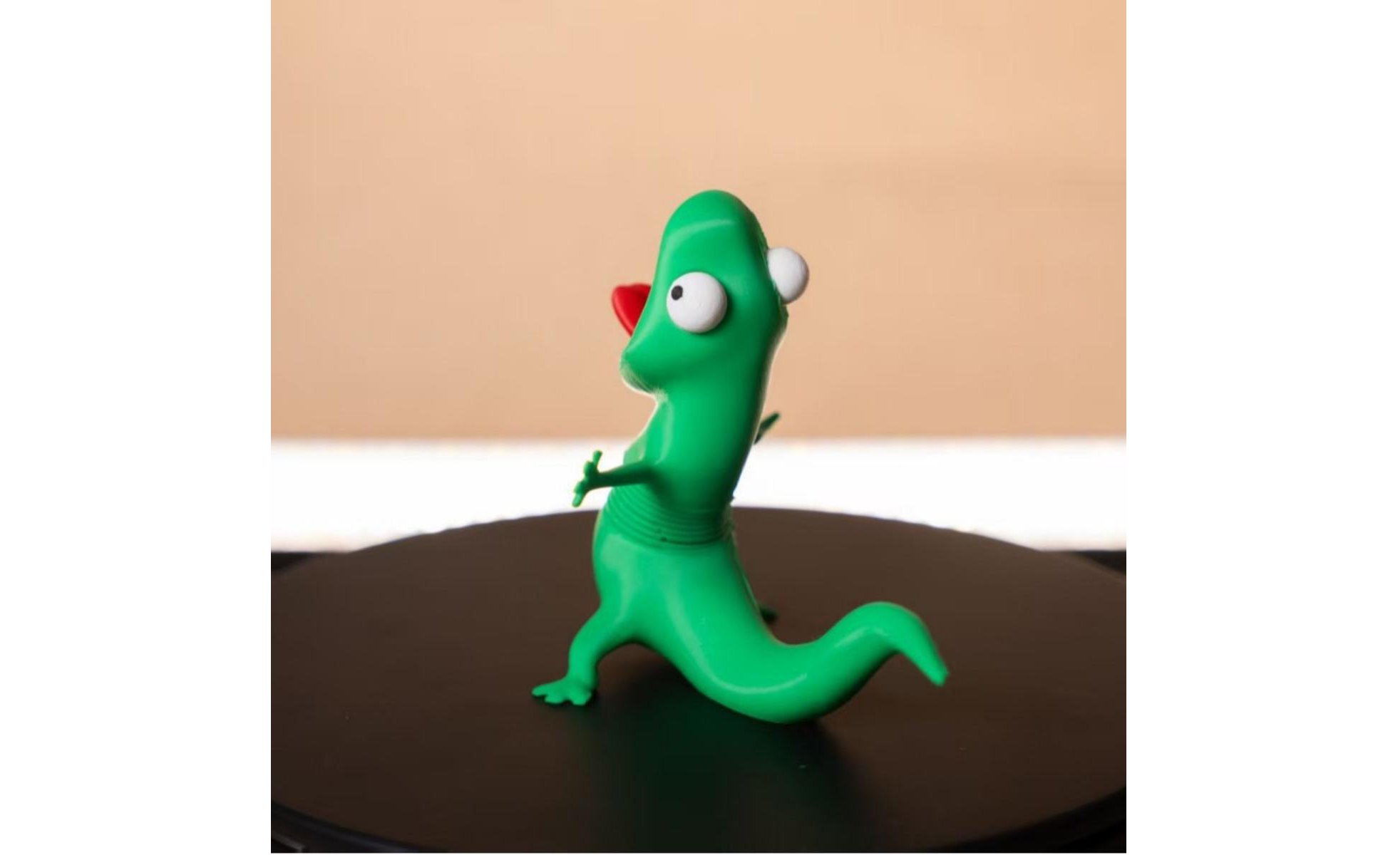 Wobble Lizard Figurine Meme Design Spring Lizard Toy Small Size for Office