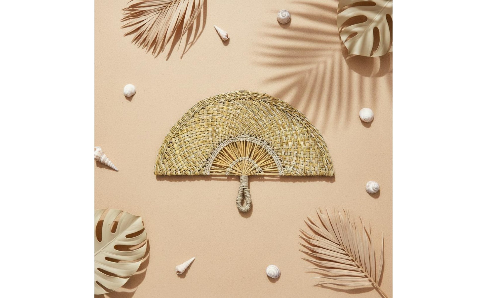 Woven Palm Hand Fan Handmade Straw Palm Fan Boho Design for Guesthouse