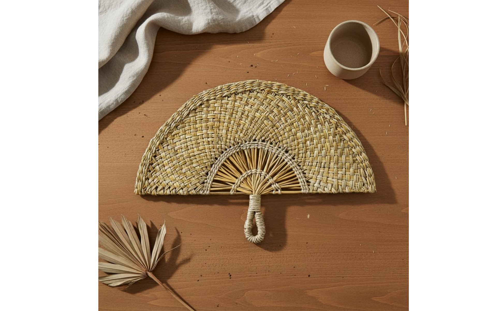 Woven Palm Hand Fan Handmade Straw Palm Fan Boho Design for Guesthouse