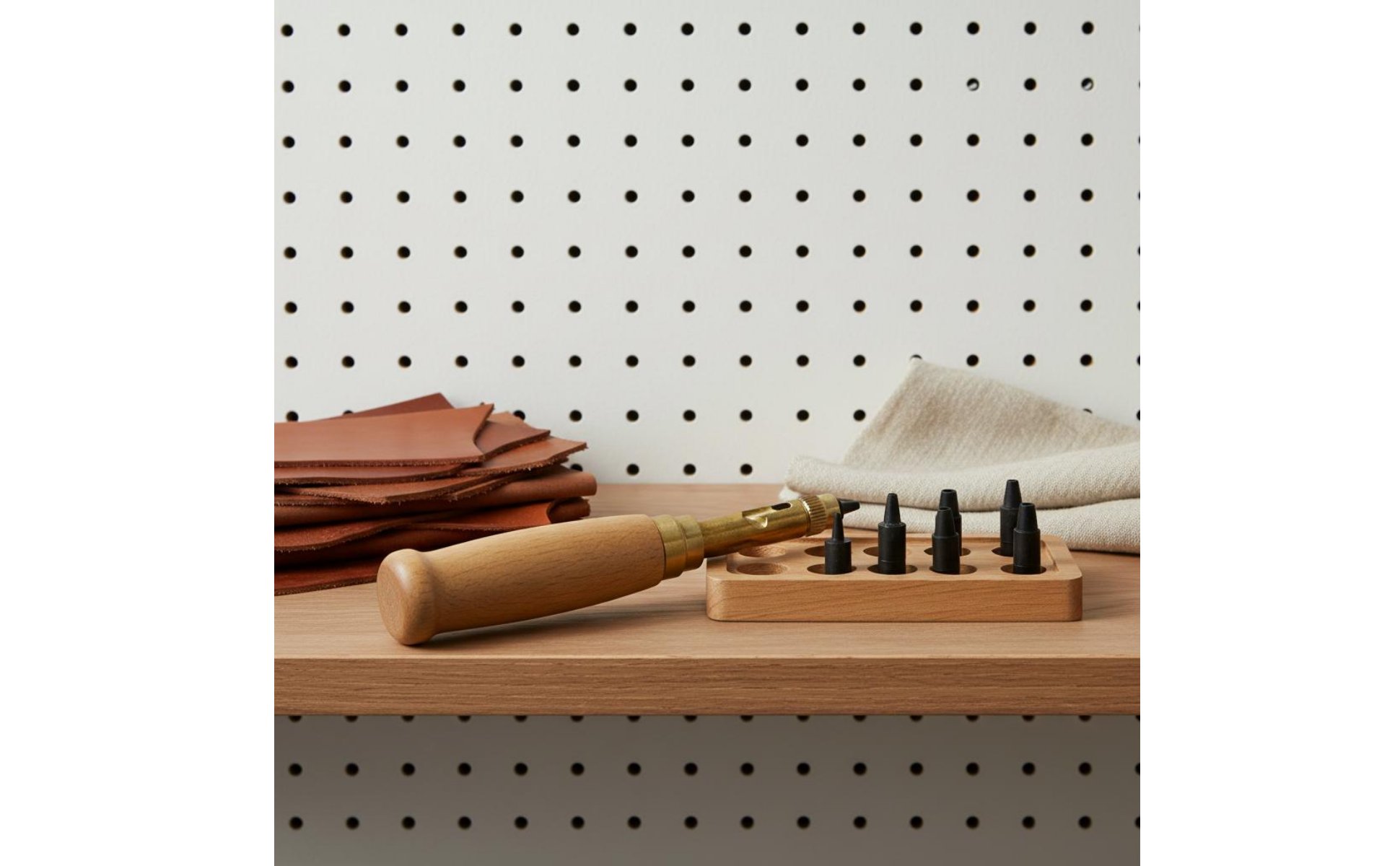 Drehlocher mit Holzgriff wechselbarer Kopf gürtellochzange diy für lederarbeiter