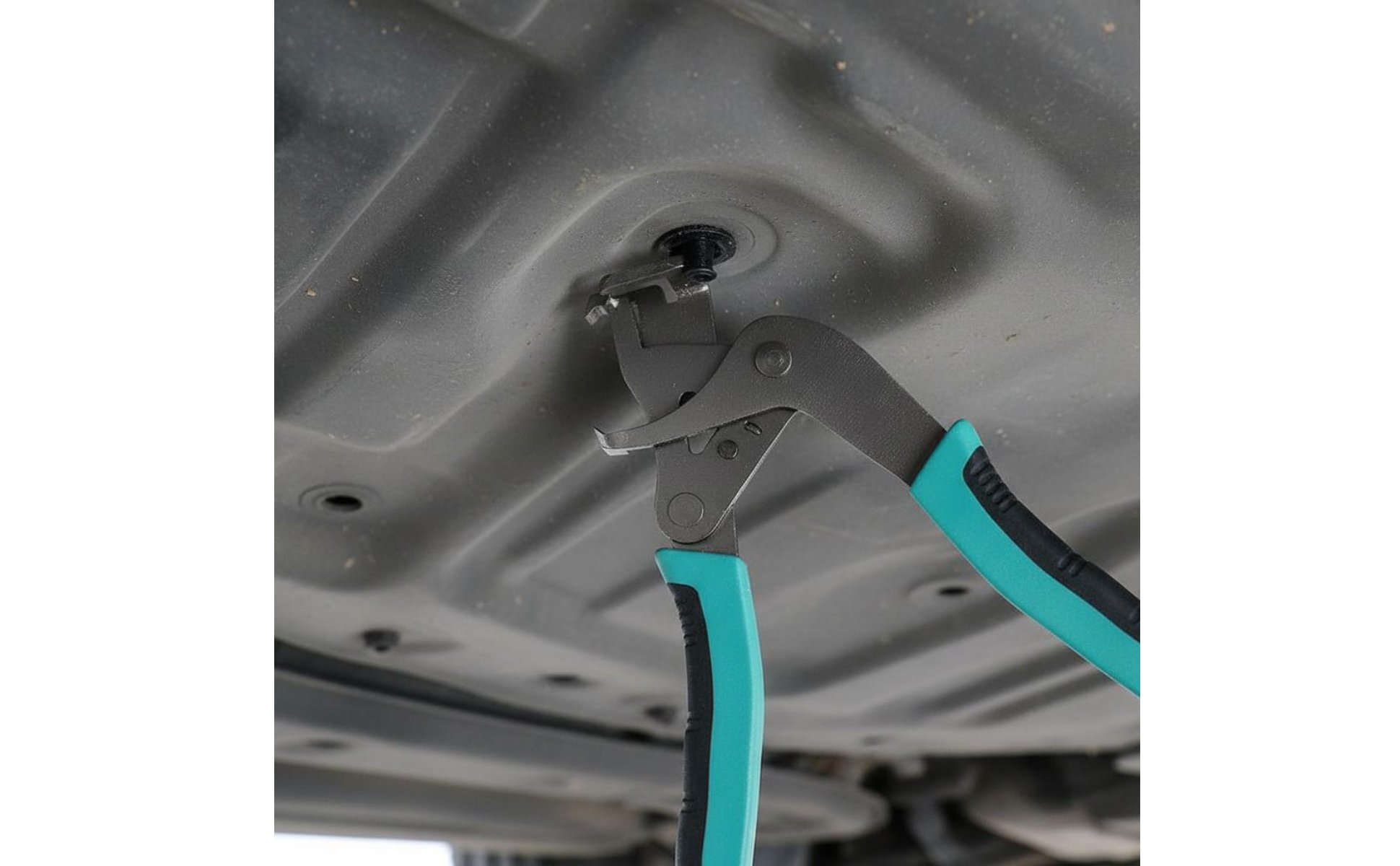 2 Pieces Car Panel Clip Easy to Use Trim Clip Remover Damage without Damage