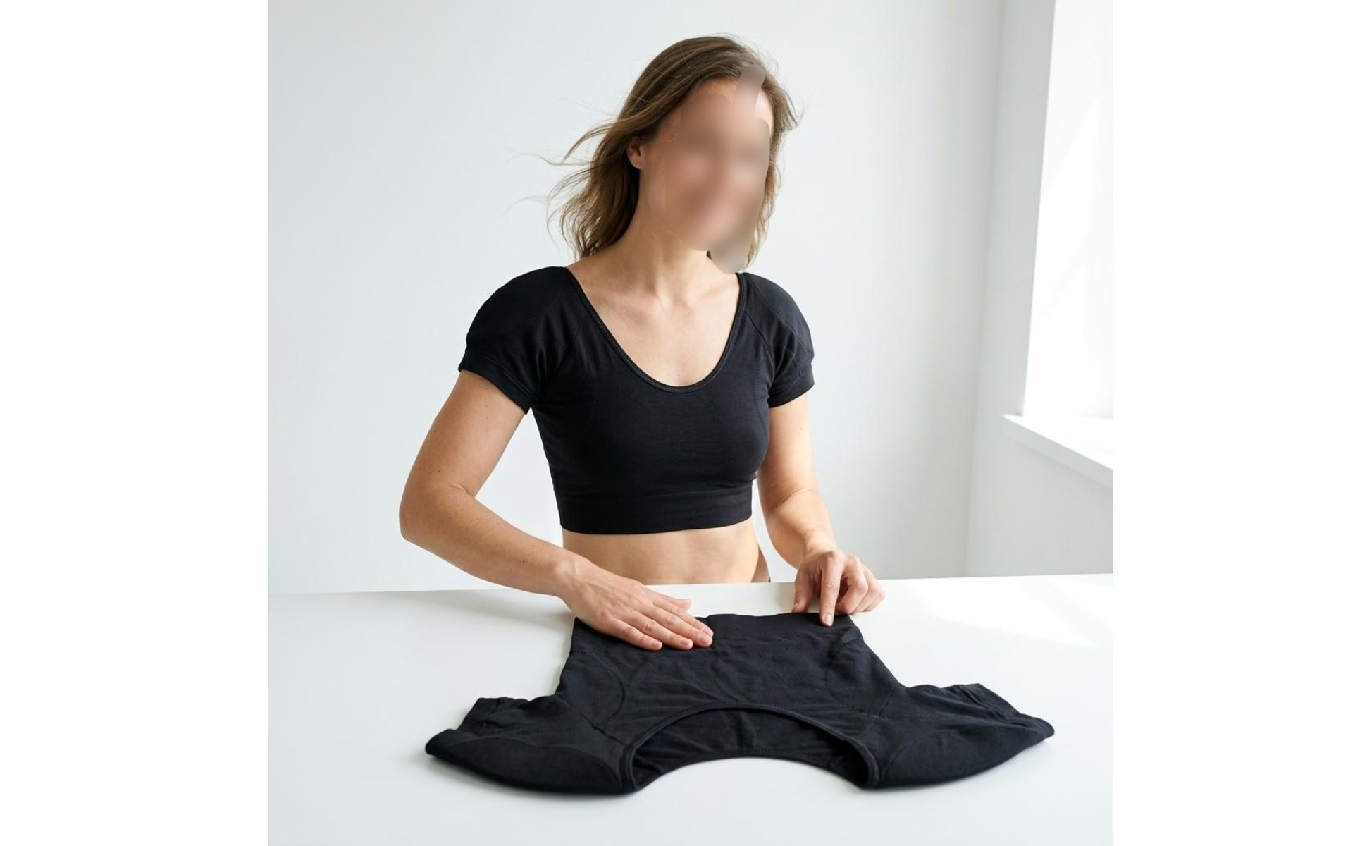 300 Pieces Armpit Sweat Pads Vest Washable Underarm Sweat Vest Breathable
