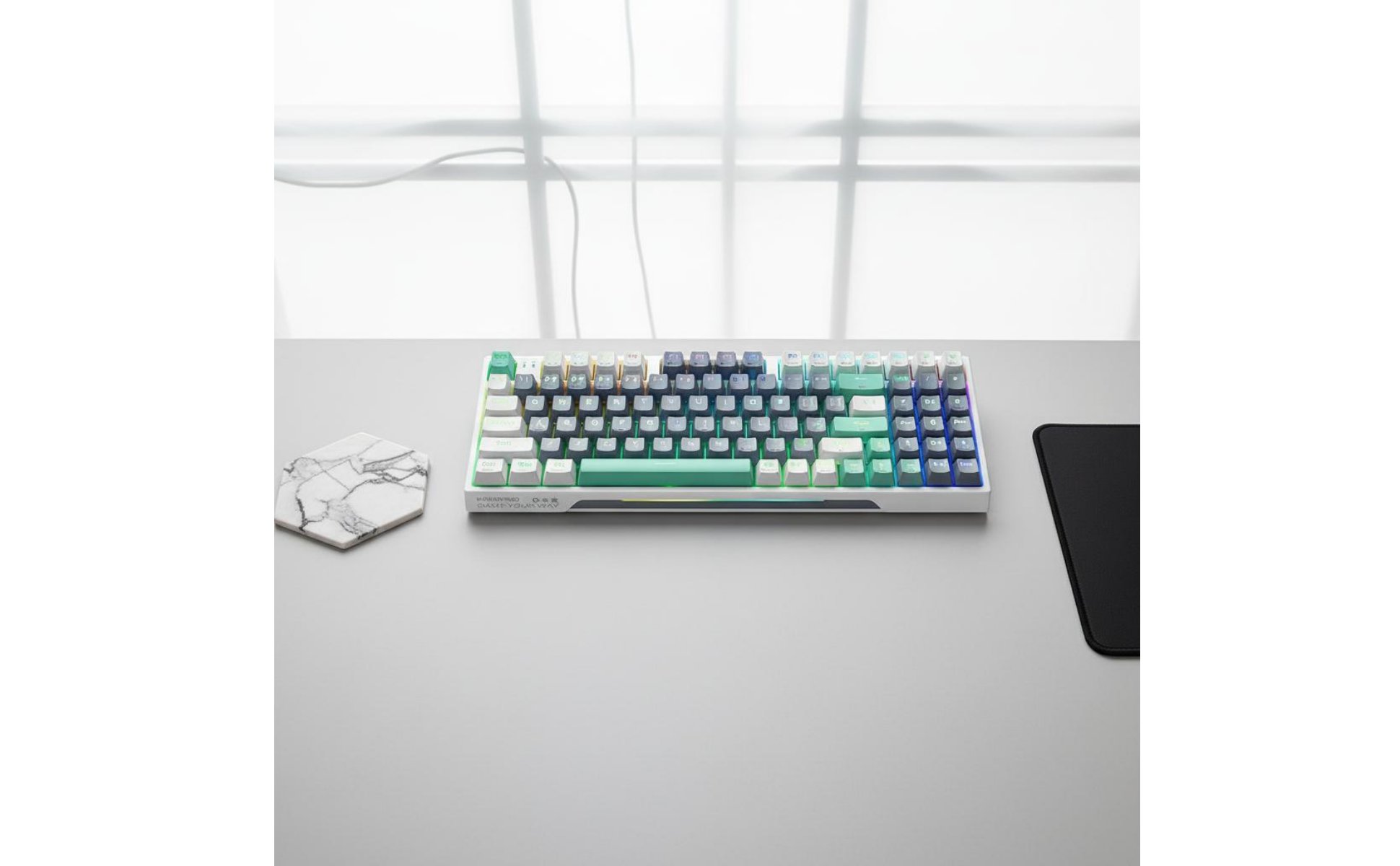 Wireless Mechanical Keyboard Tri-Mode Connection Hot-Swappable Keyboard USB-C