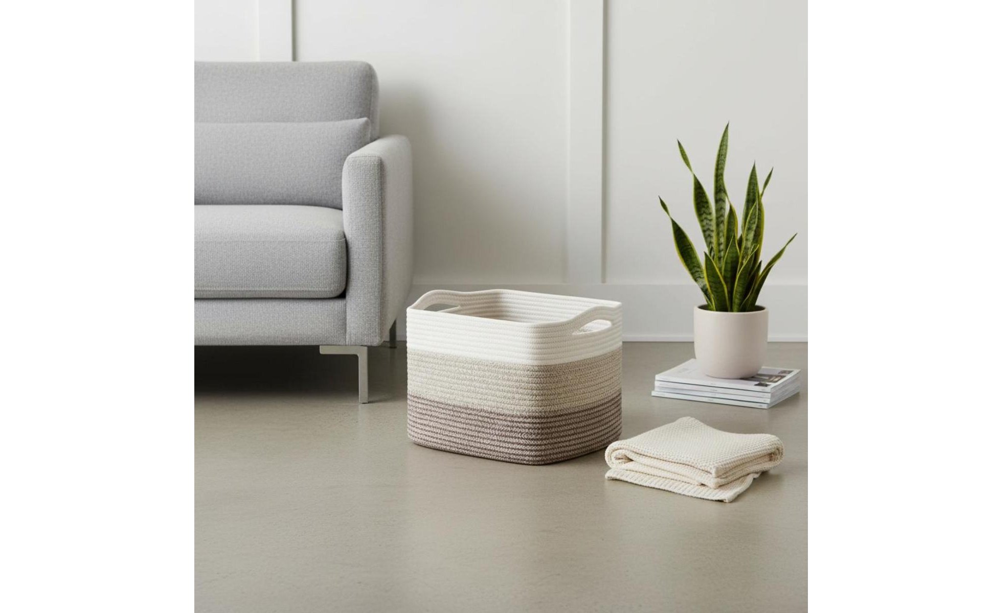 Rectangular Storage Basket Easy to Carry Woven Storage Basket Handwoven