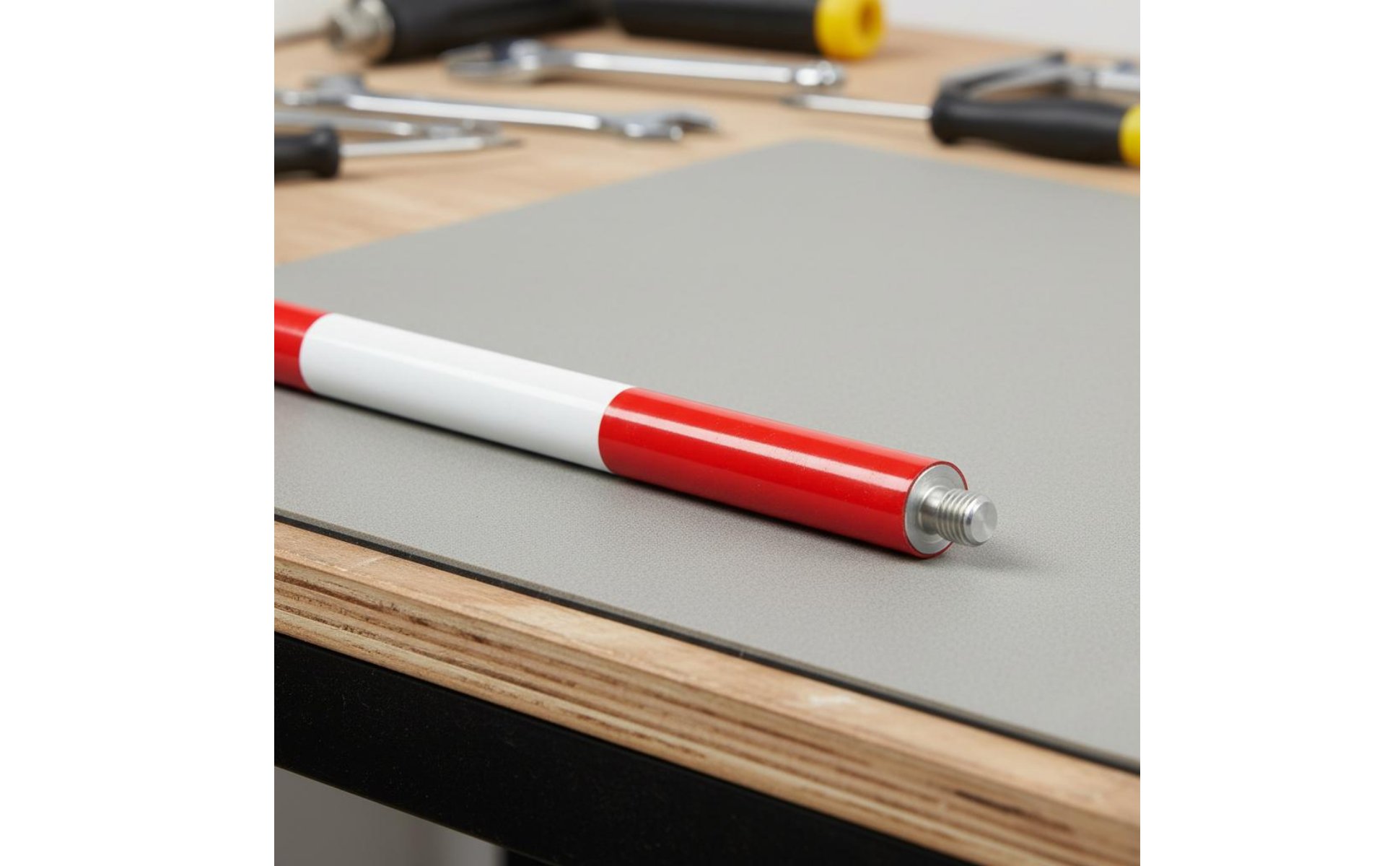 Red and White Survey Pole High-Contrast Colors Sectional Aluminum Ranging Rod
