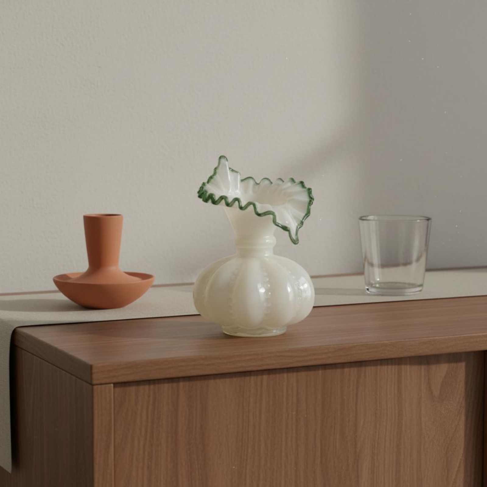 Pumpkin-Shaped Vase Short Neck Milky White Glass Vase Wide Opening - Produktbild 3