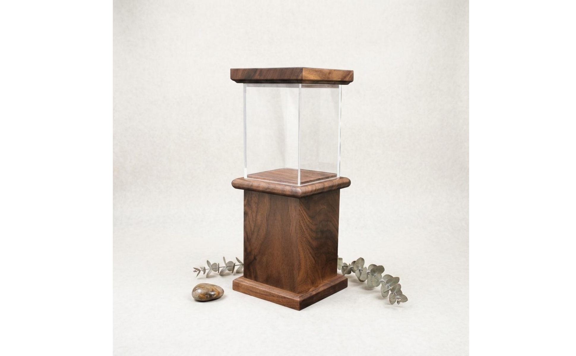 Dustproof Model Showcase Transparent Cover Figurine Display Case Wooden Base