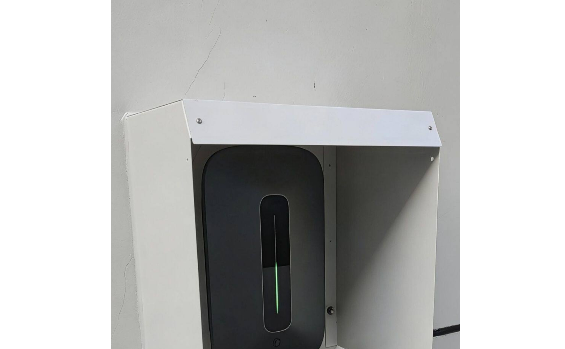 Wall-Mounted Electric Vehicle Charger Canopy Rainproof Outdoor Charging Cover