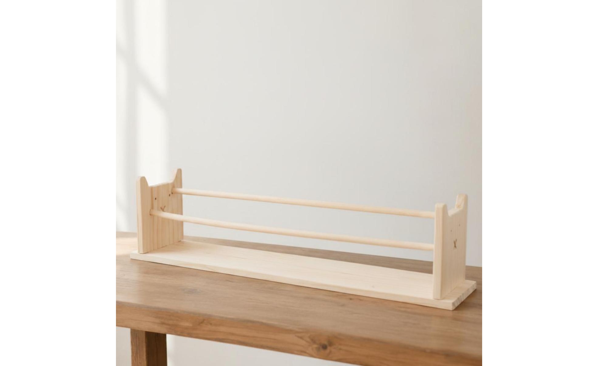 Kids Drawing Easel Easy to Assemble Scroll Paper Holder Sturdy for Children