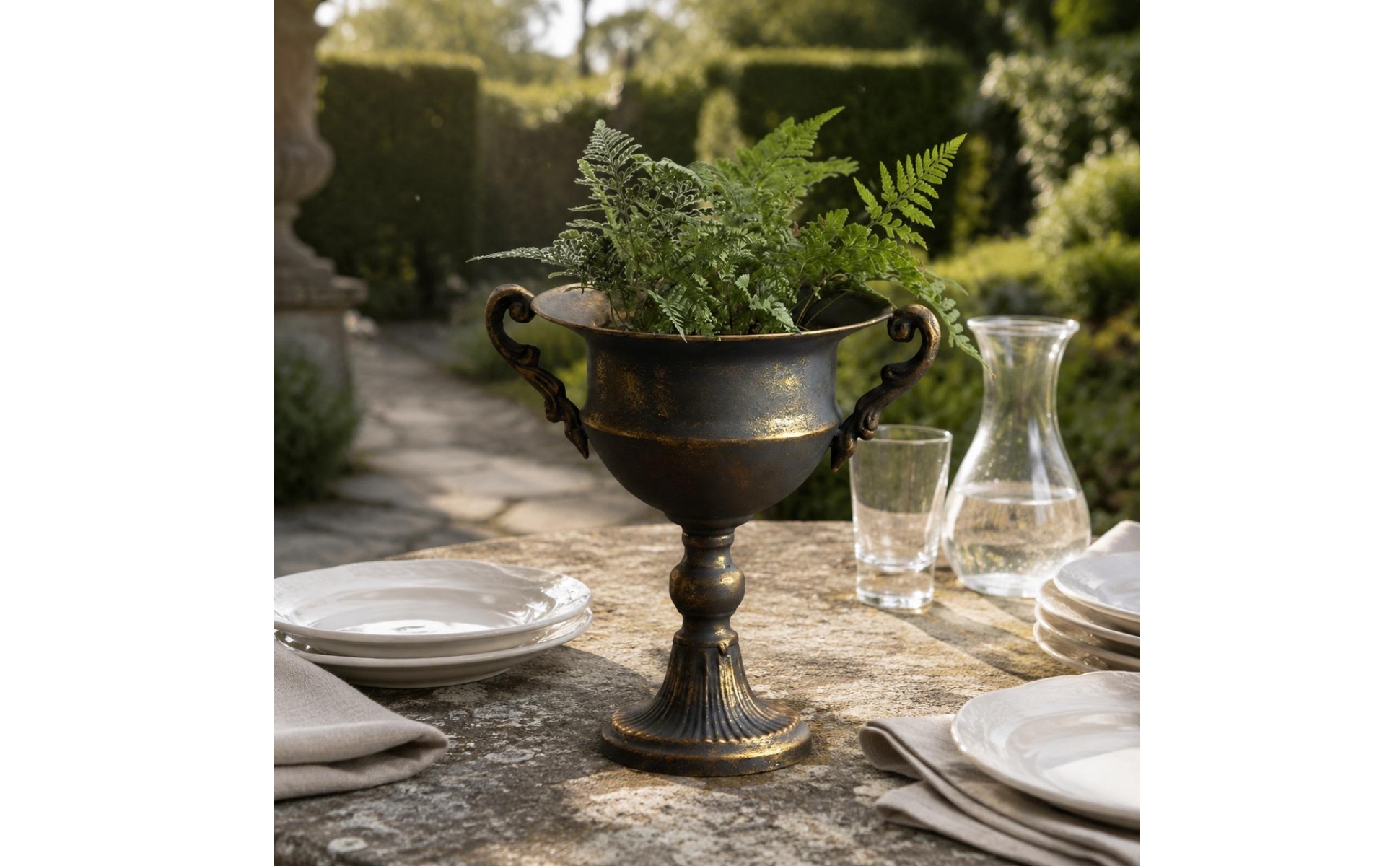 Pedestal Flower Vase Gold Finish Goblet Vase European Design for Tabletop