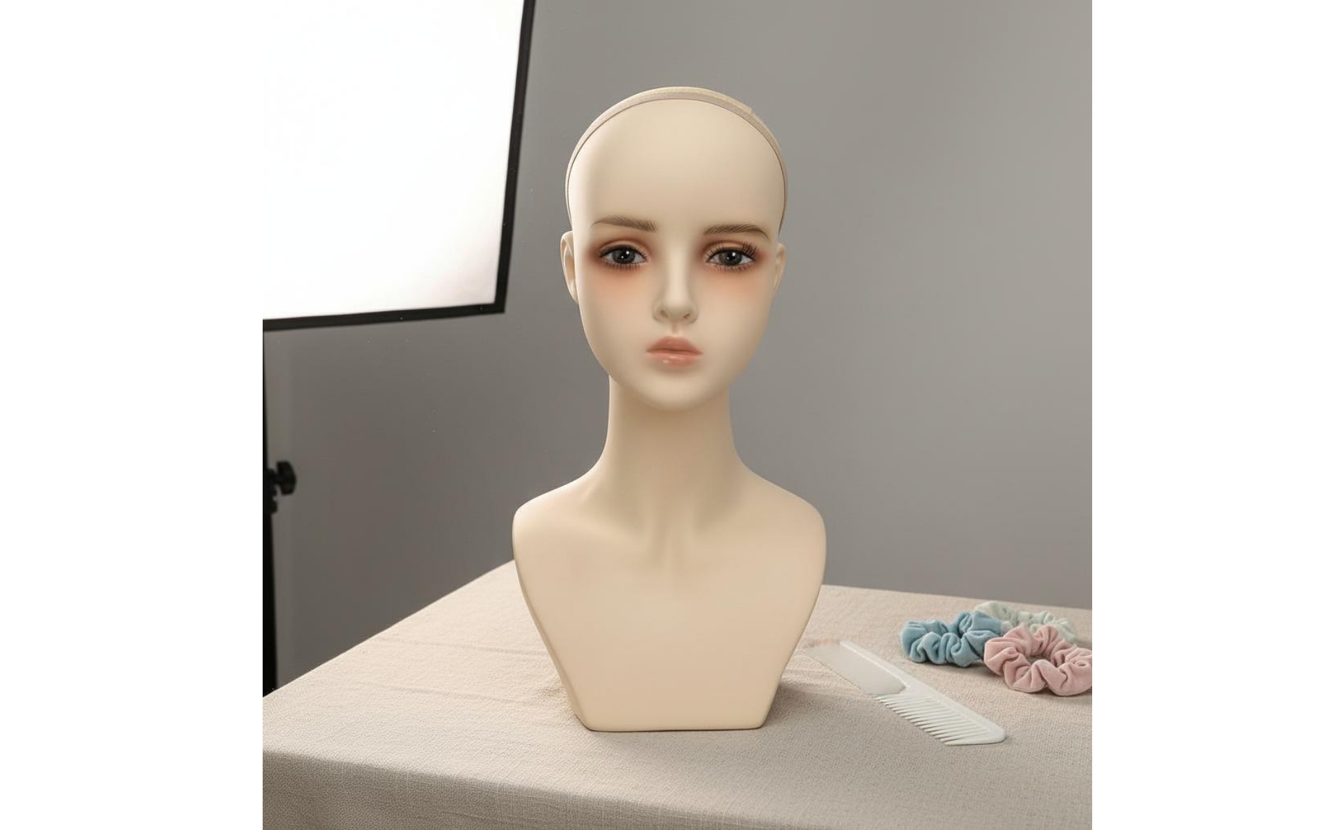 Hairpiece Display Head Makeup Practice Realistic Female Head Model for Shop