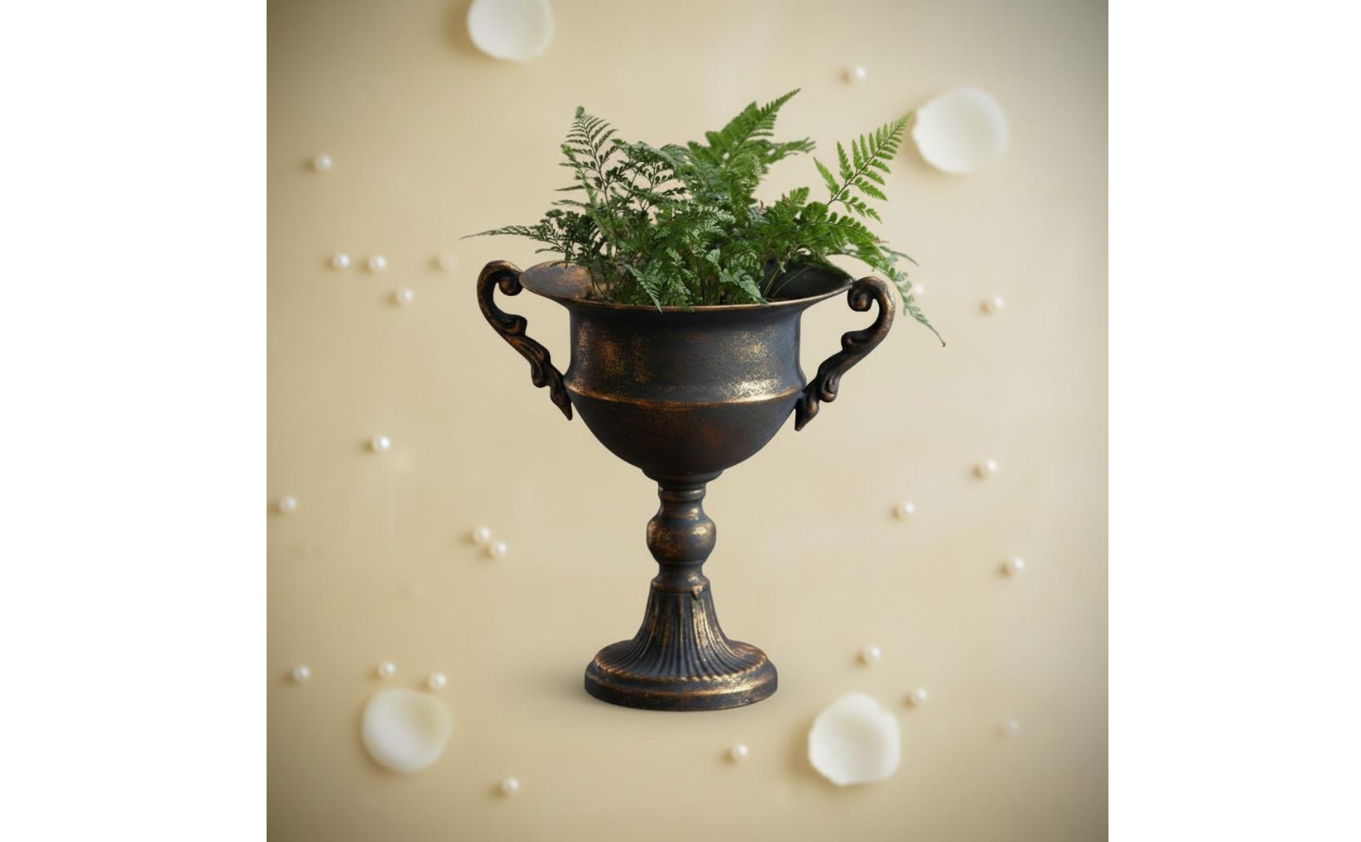 Pedestal Flower Vase Gold Finish Goblet Vase European Design for Tabletop