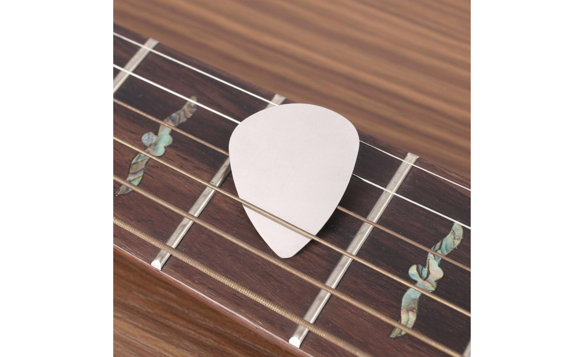 edelstahl-gitarrenplektrum 0,3 mm dünn daumenplektrum spiegelpoliert für bühne