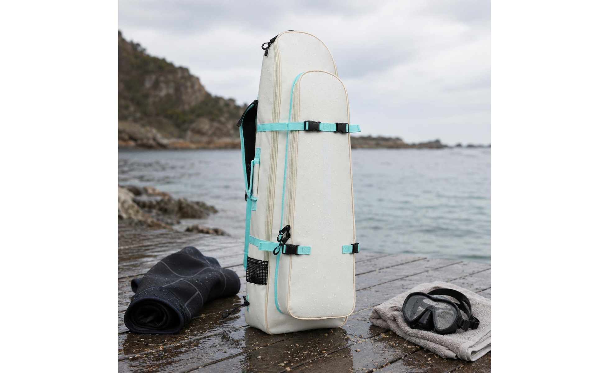 Long Fin Backpack 80-Liter Spearfishing Fin Bag Compression Straps