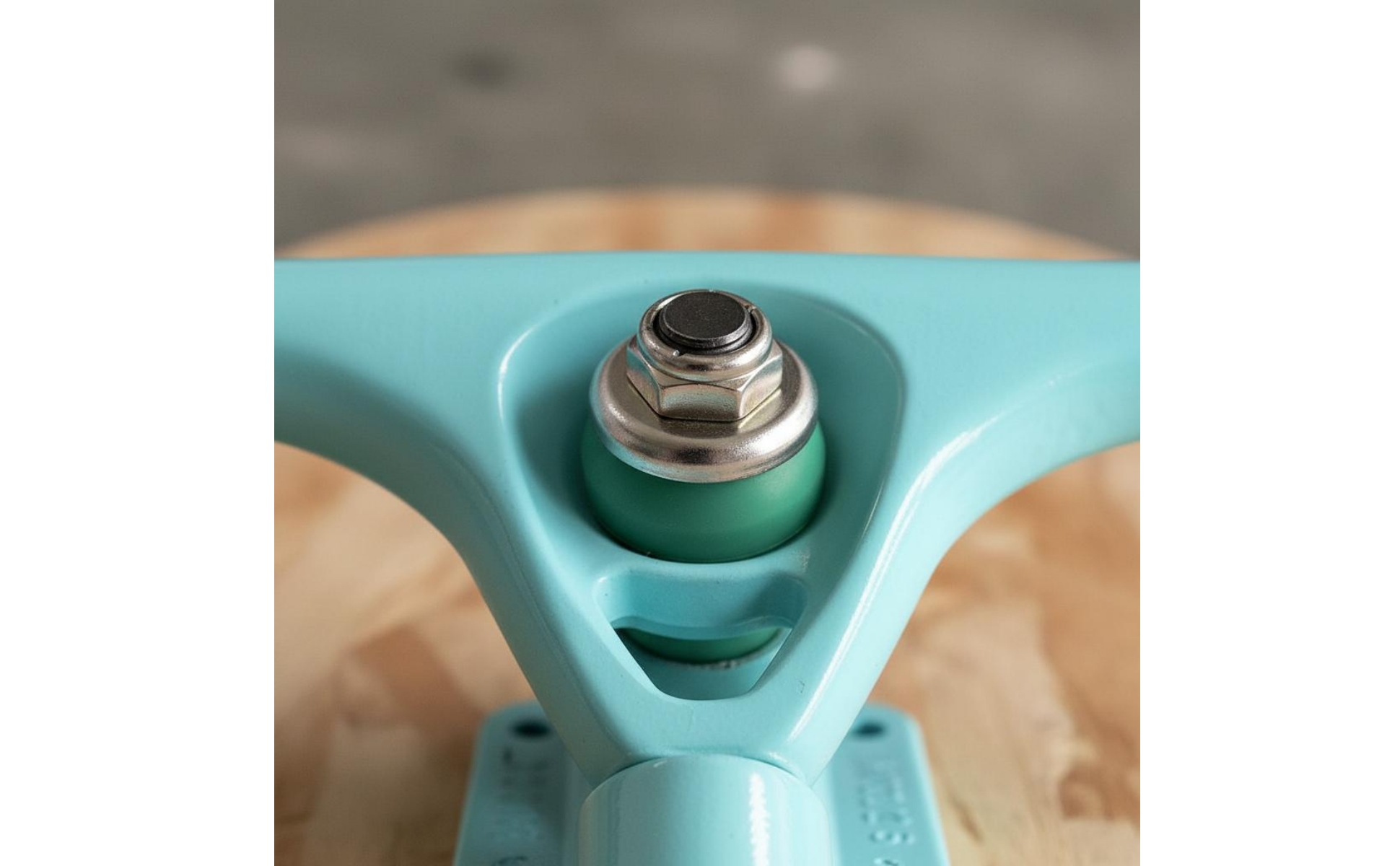 7-ZollRollbrettTruck Breiter Hänger Longboard-Truck Schräge Baseplate