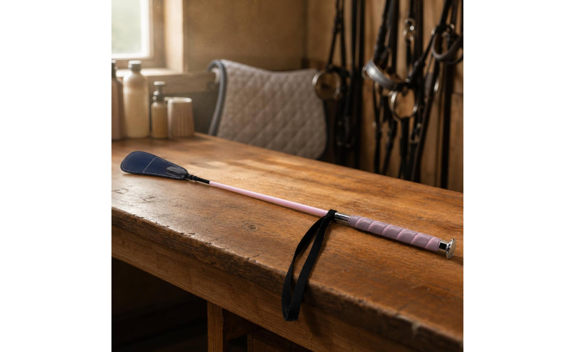 Riding Crop Paddle-Shaped Tip Horse Riding Crop Wrist Loop
