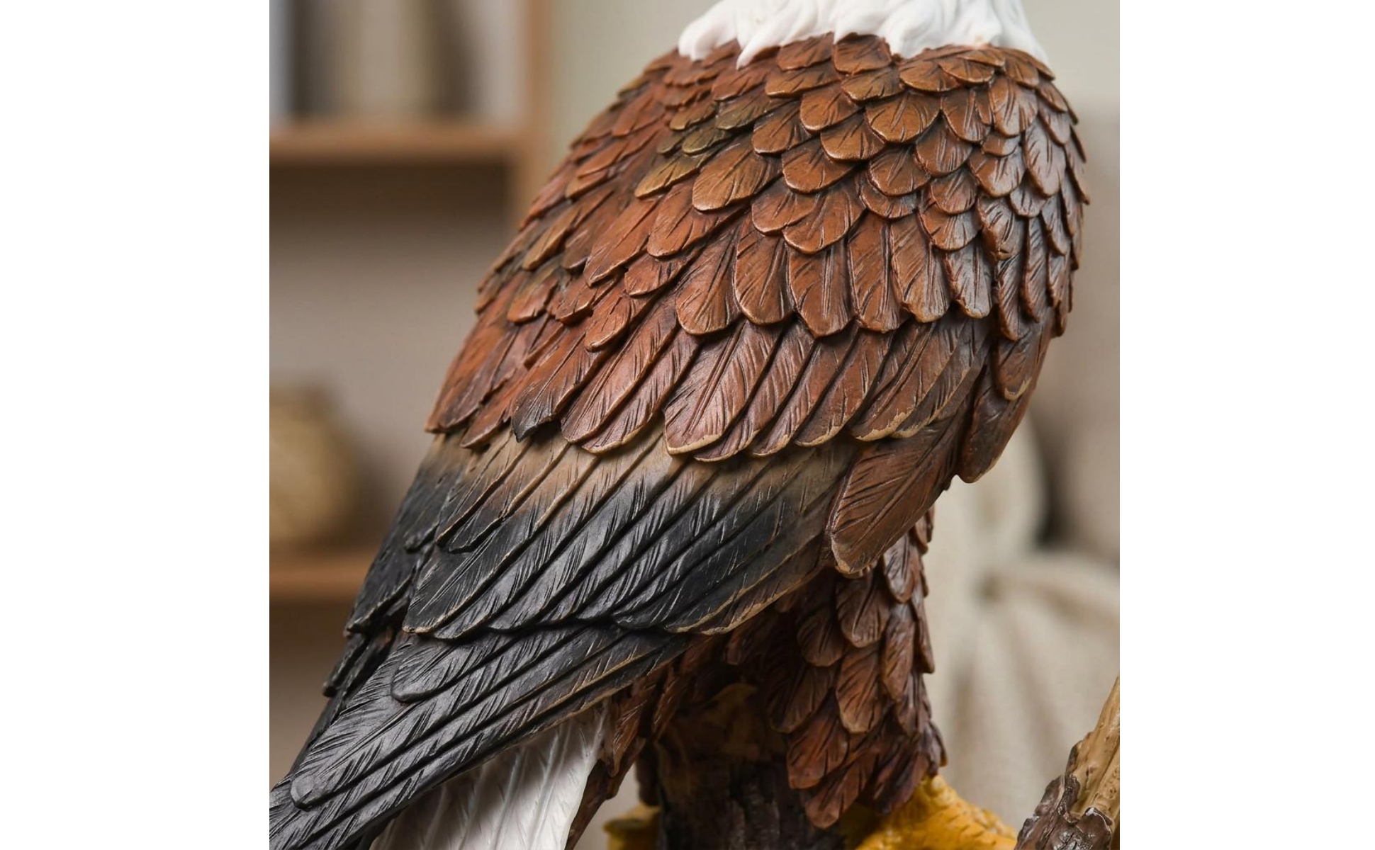 Resin Eagle Figurine Detailed Feather Texture Resin Eagle Sculpture Painted